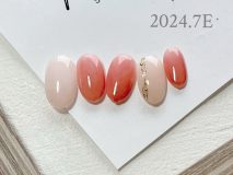 ☆7月新作デザイン　Eコース☆ ジェルネイル¥7,000（ご新規様20%オフ¥5.400）