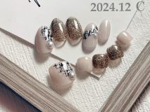 ★定額Cコース ジェル￥10,780 （ご新規様20%オフ￥8,624） Paraジェル￥12,430 （ご新規様20%オフ￥9,944）