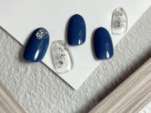 ★定額Eコース ジェル￥7,700 （ご新規様20%オフ￥6,160） Paraジェル￥9,350 （ご新規様20%オフ￥7,480）