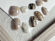 ★ 定額Bコース ジェル￥12,100 （ご新規様20%オフ￥9,680） Paraジェル￥13,750 （ご新規様20%オフ￥11,000）