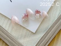 ★定額Cコース ジェル￥10,780 （ご新規様20%オフ￥8,624） Paraジェル￥12,430 （ご新規様20%オフ￥9,944）